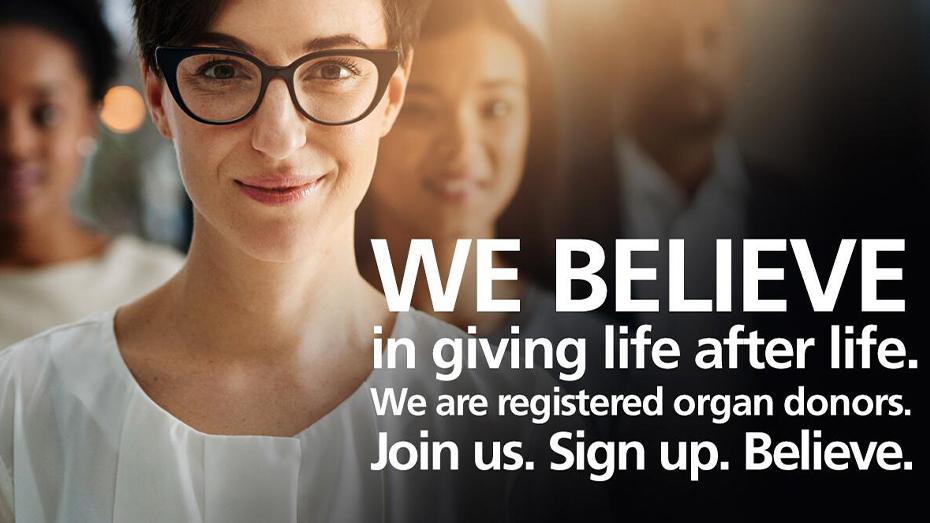 Creemos en dar vida después de la vida. Somos donantes de órganos registrados. Únase a nosotros. Inscríbase. Crea.